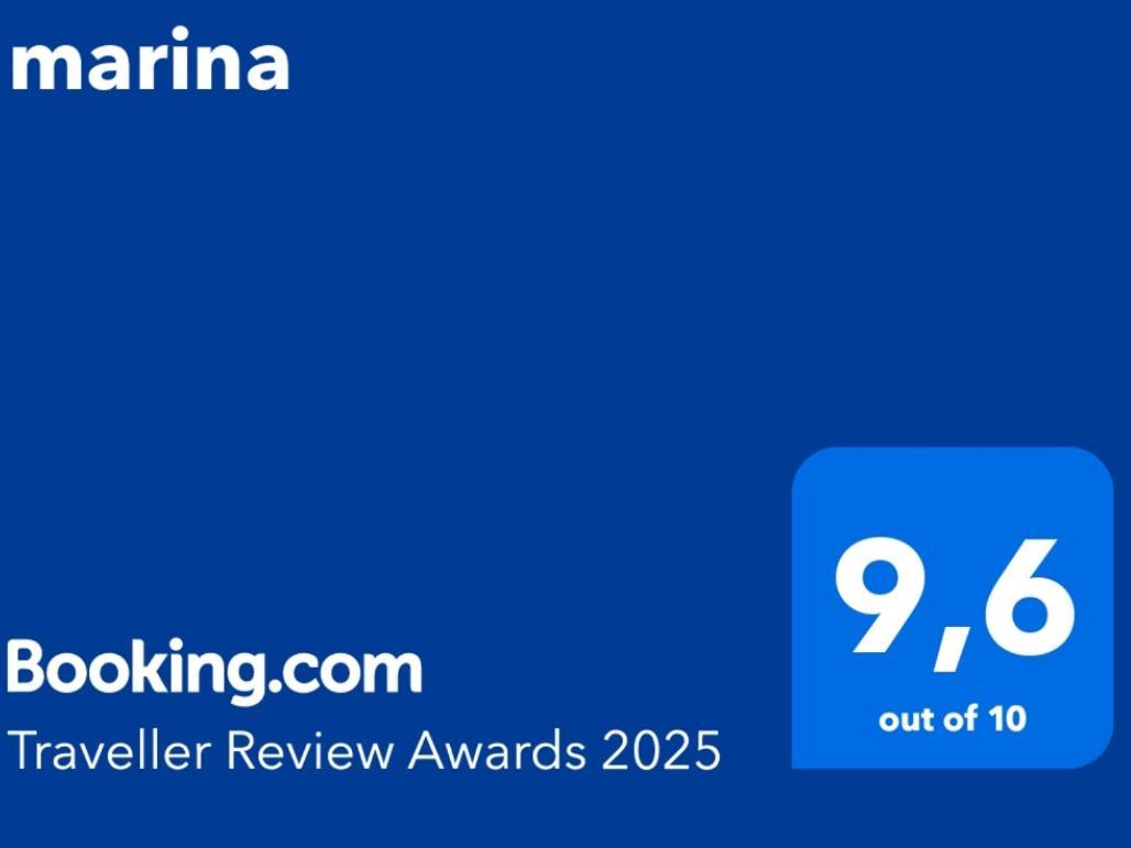 Marina *